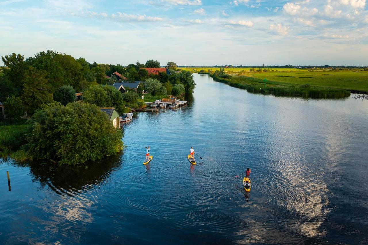 Pean-Buiten Waterlodges Nes  Екстериор снимка