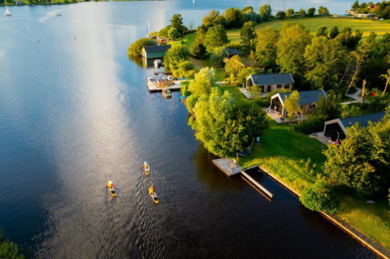 Pean-Buiten Waterlodges Nes  Екстериор снимка